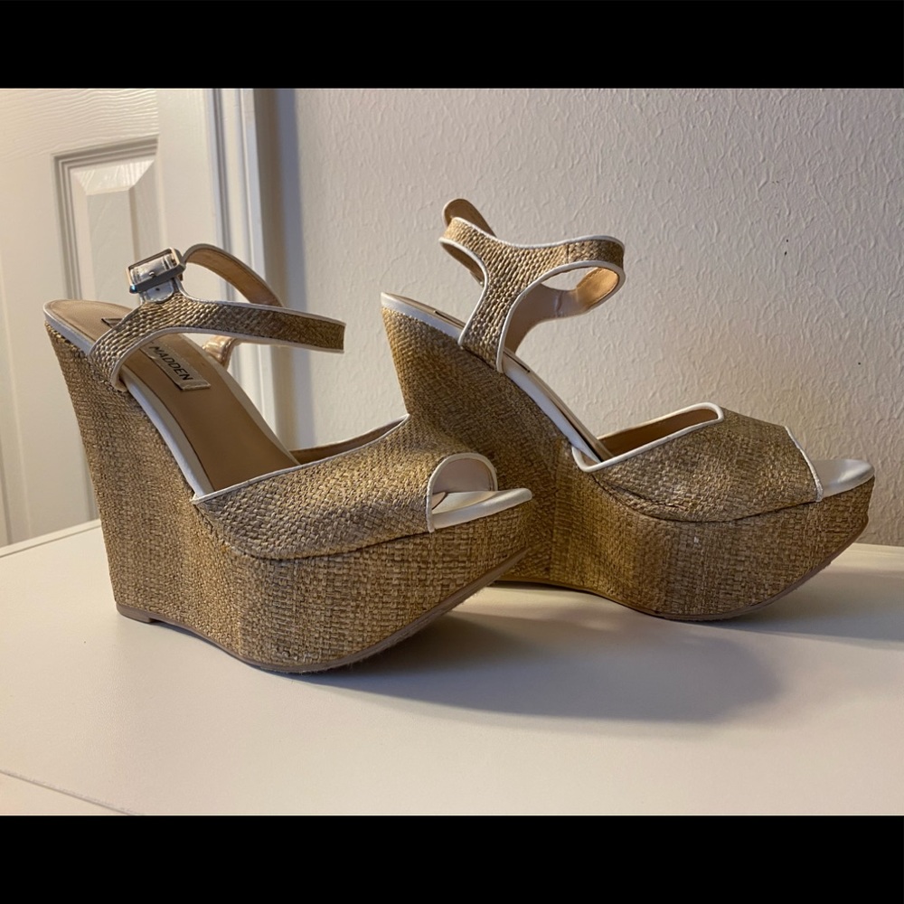 Steve Madden Wedges